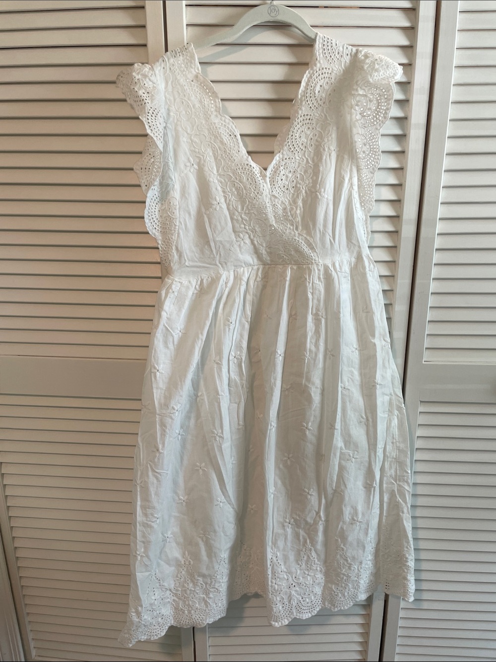 Gap - White Eyelet Lace V-Neck Summer Dress